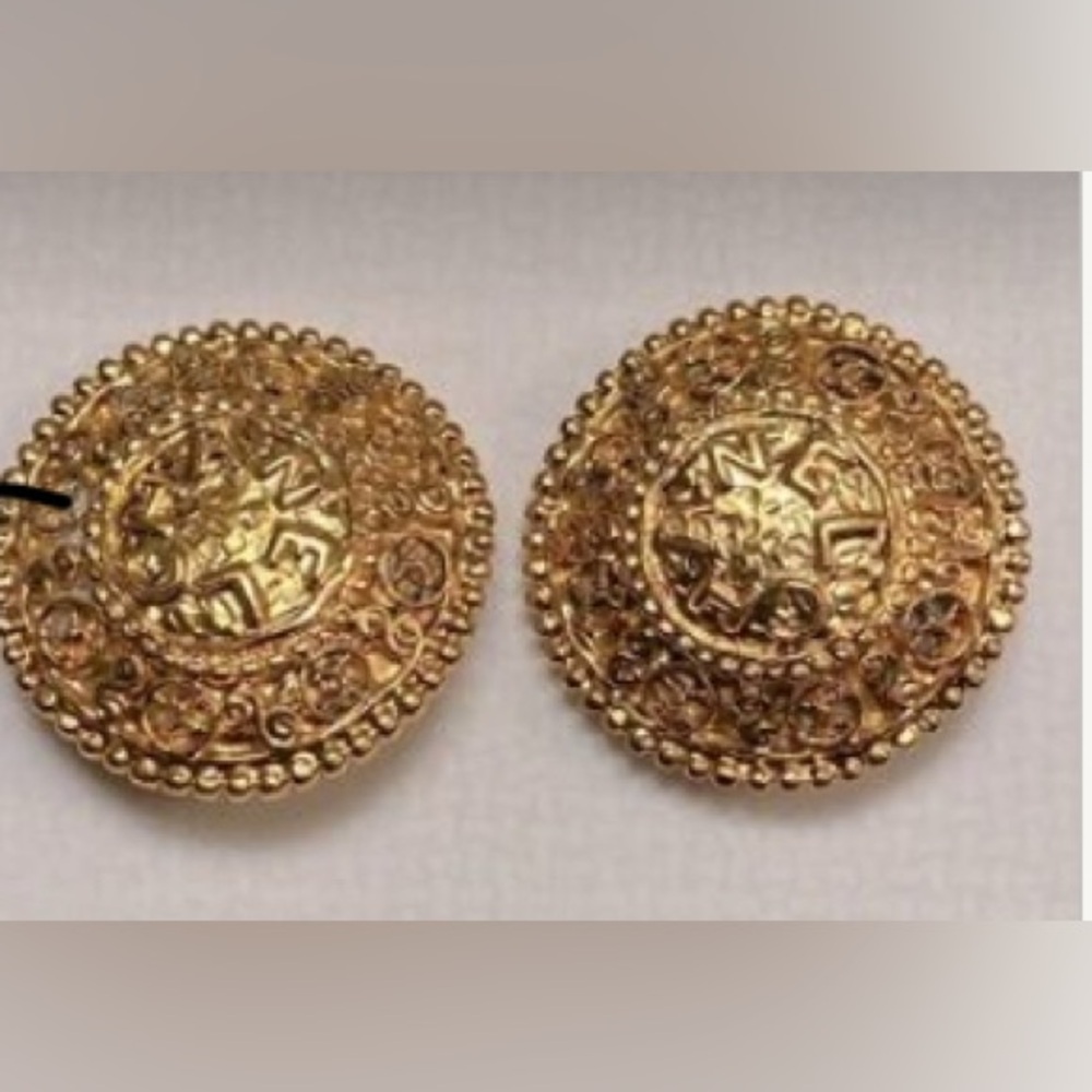 Chanel gold plated clip-on earrings. Vintage/Rare Rank AB